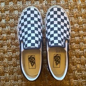 Vans slip on navy checkerboard